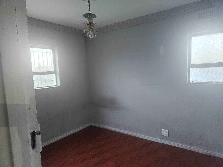 3 Bedroom Property for Sale in Lansdowne Western Cape